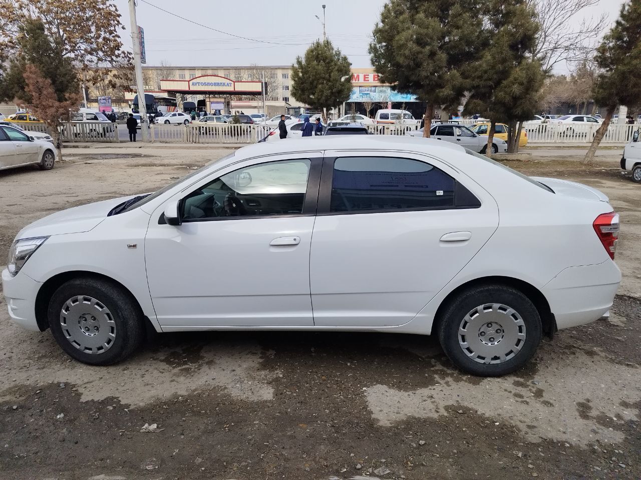 Kobalt mashinasi sotiladi: 120 000 000 сум - Chevrolet Навои на Olx