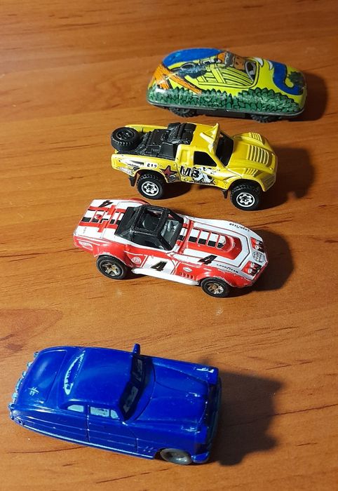 Колекция колички Disney Pixar,mattel corvette, matchbox baja bullet,