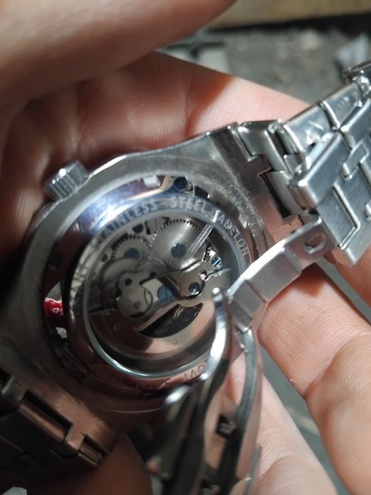 Часы механические