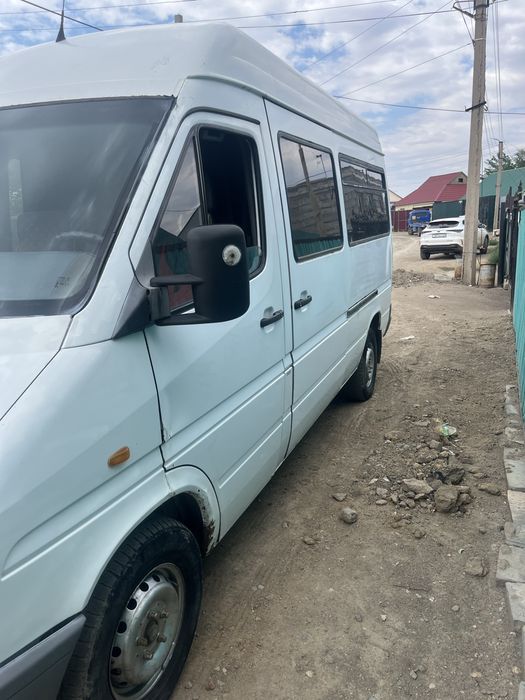 Спринтер sprinter mersedes в хорошем состояние