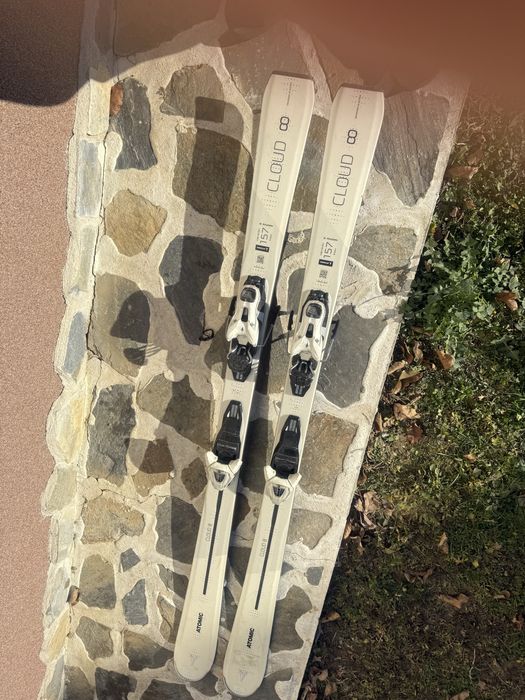 Skiuri Atomic Cloud 8 - 157cm