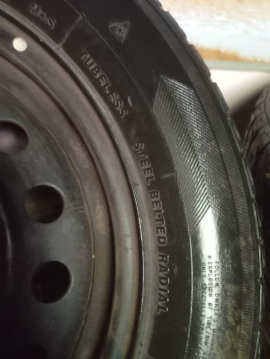 Продам всесезонные шины