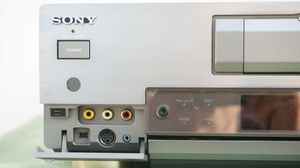 Video recorder digital MiniDv SONY DHR-1000 DEFECT