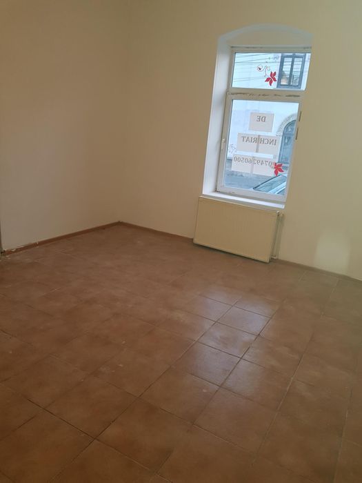 De inchiriat spatiu comercial