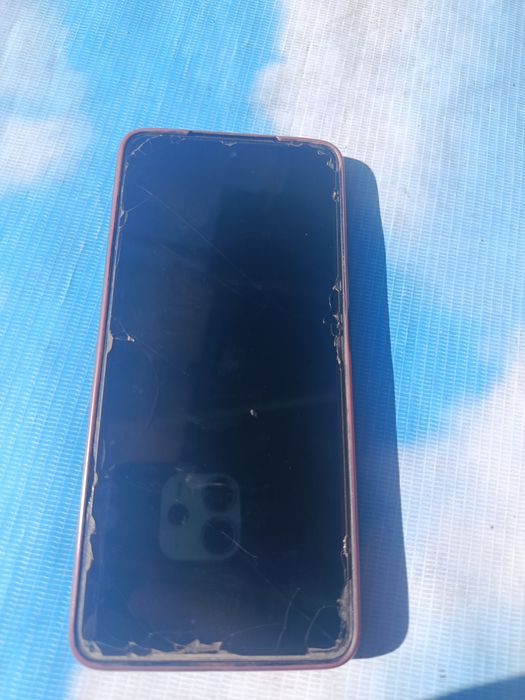 Poco x3 pro sotiladi arzonga berib yuboraman