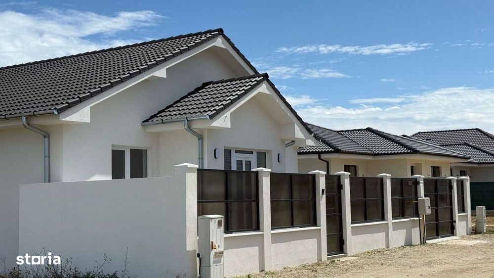 Oferta! Casa Noua , finisata,s.c.140mp, teren 500 în Santandrei, Gaz