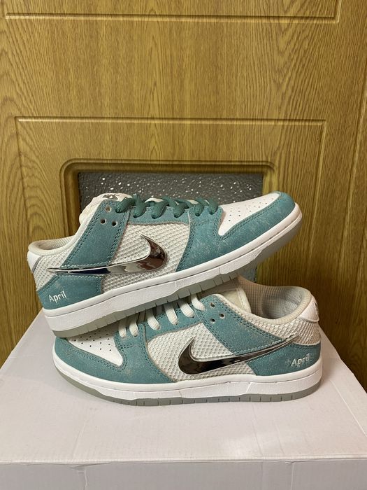 Nike SB Dunk Low April Skateboards