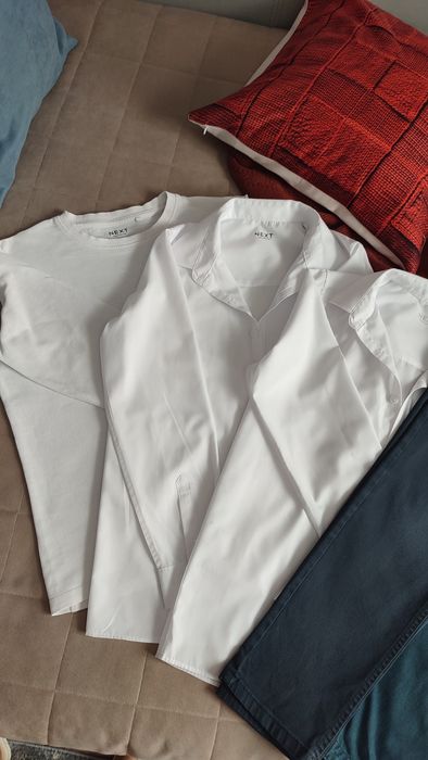 Продам школьную одежду