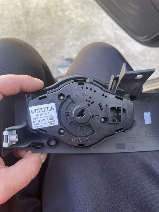 Ключ за Фарове ауди а4 b8
