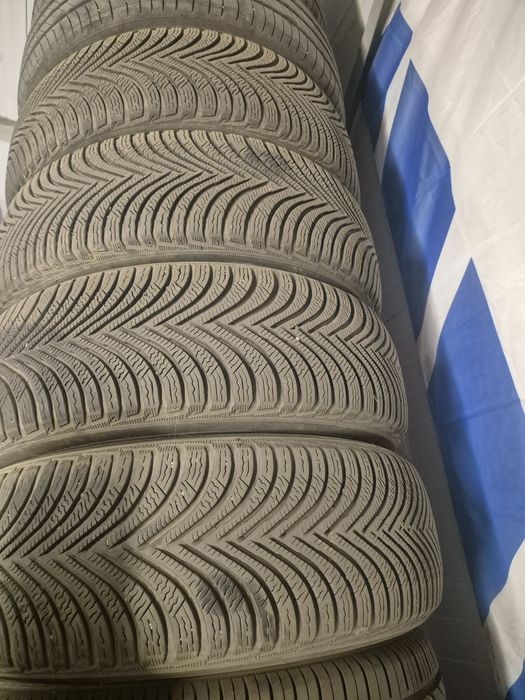 Vand anvelope iarna 215 65 r17