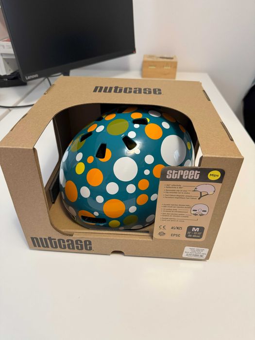 Cască Nutcase Street MIPS M (56–60 cm) – Polka Face – nouă în cutie