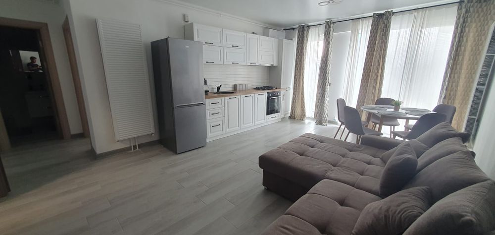 Inchiriez apartament  2 camere Mamaia Nord