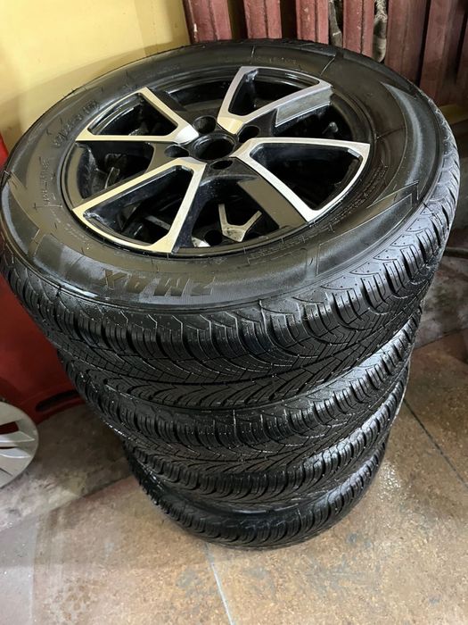 Продам резину с дисками 195/65 R15