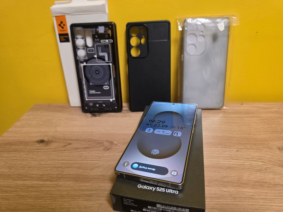 Samsung S25 Ultra 1TB пълен комплект  Titanium gray.