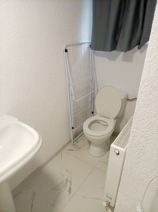 Închiriez apartament