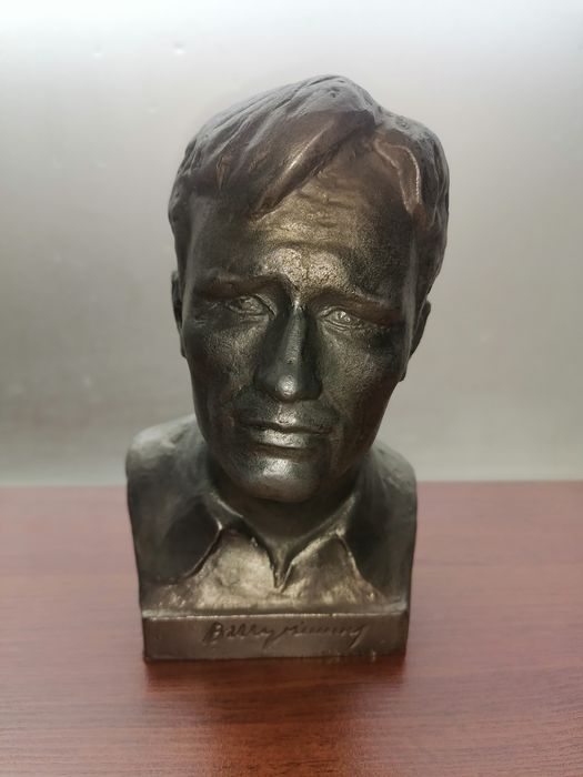 Бюст, Василий Шукшин. СССР.
Бюст, Василий Шукшин. Силумин. СС