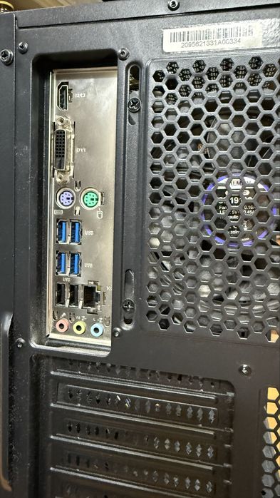 PC Gaming/Office Ryzer 5, 16 GB RAM ddr4, placa msi carcasa zalman rgb