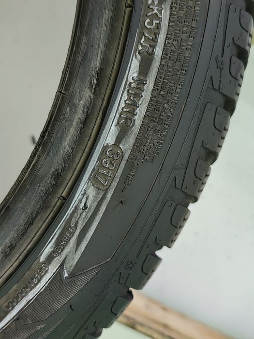 225/45R17 Goodyear 7mm ca noi