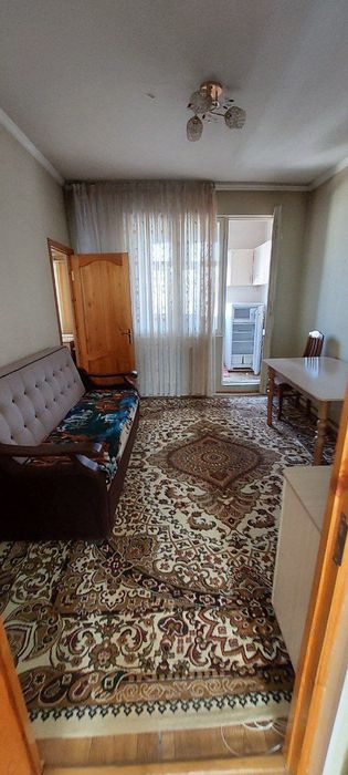 Сотилади Чилонзор 8 квартал 2 хонали