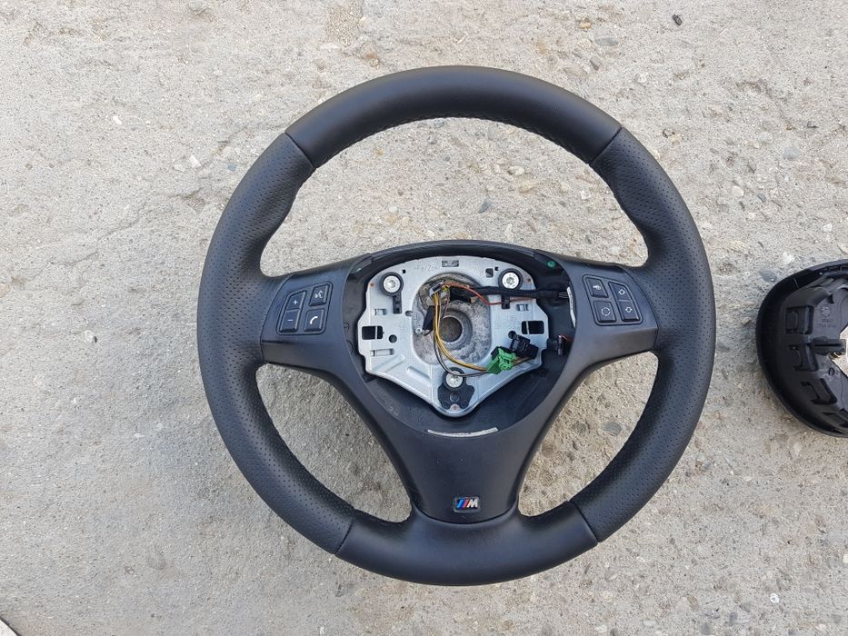 Volan m reconditionat bmw e90 e91 e92