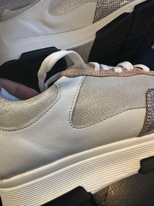 Нови маратонки Bianki