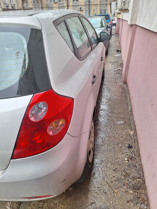 Kia Ceed 2007 benzină, 1.500 € — imagine 4