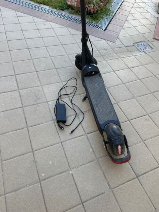 электро самокат черный