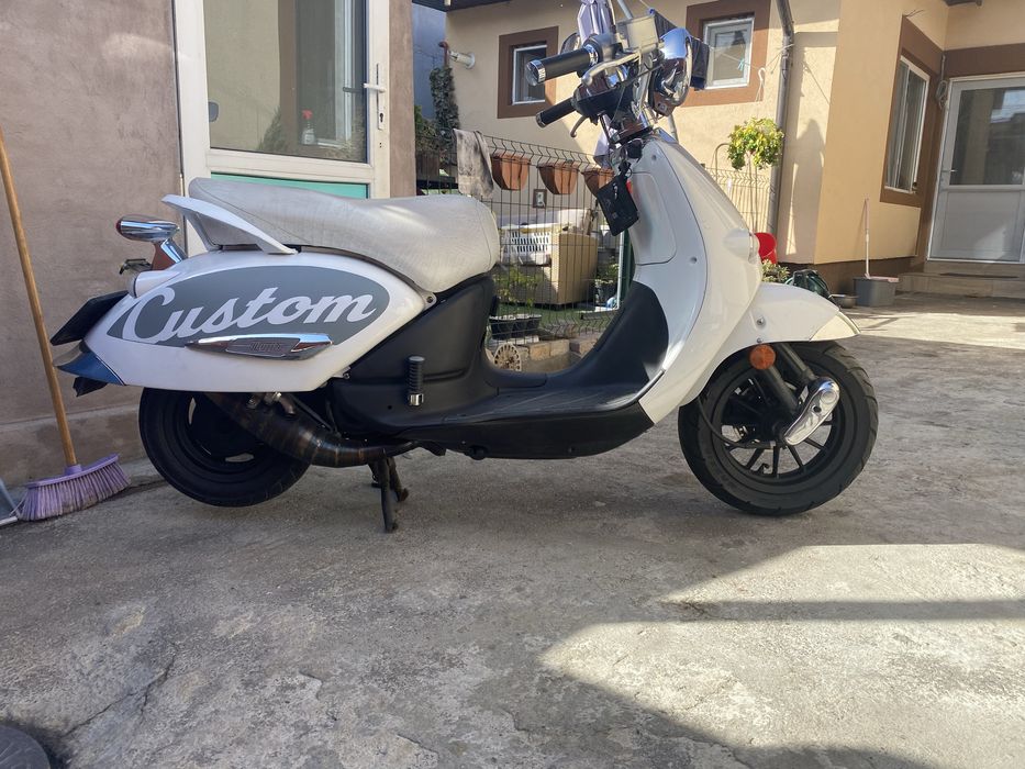 Aprilia Mojito Custom 50