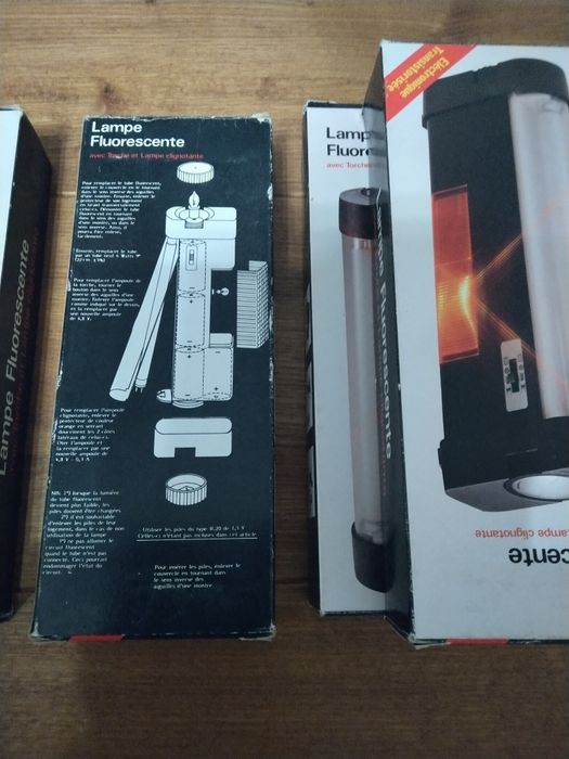 Продавам 3 в 1 - прожектор, луминесцентна лампа и сигнална червена