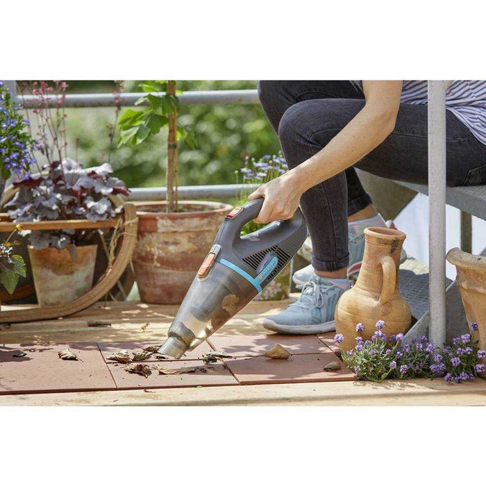Ръчна прахосмукачка за външна употреба GARDENA EasyClean Li
