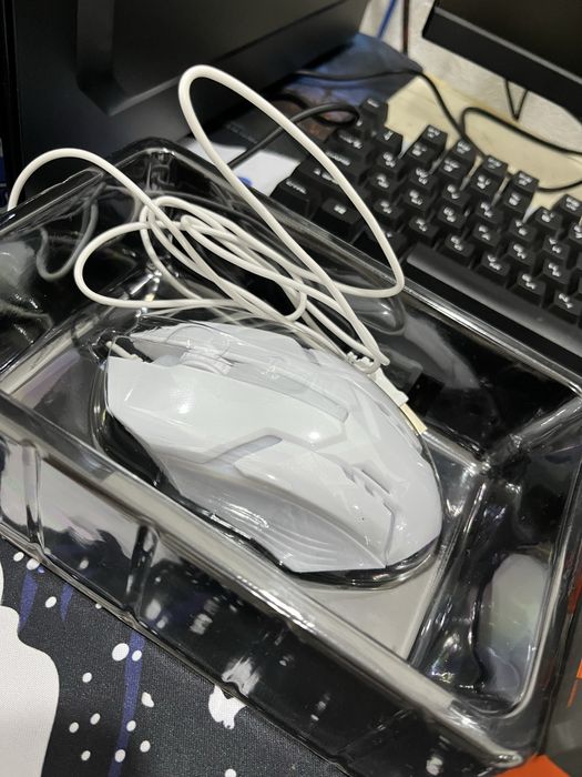 Продам наушник,калонка,мышка все вместе