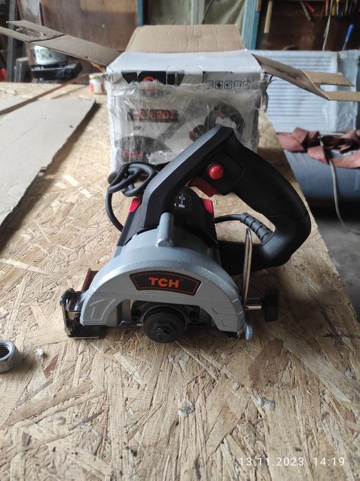 TCH Циркулярная пила " пчёлка"