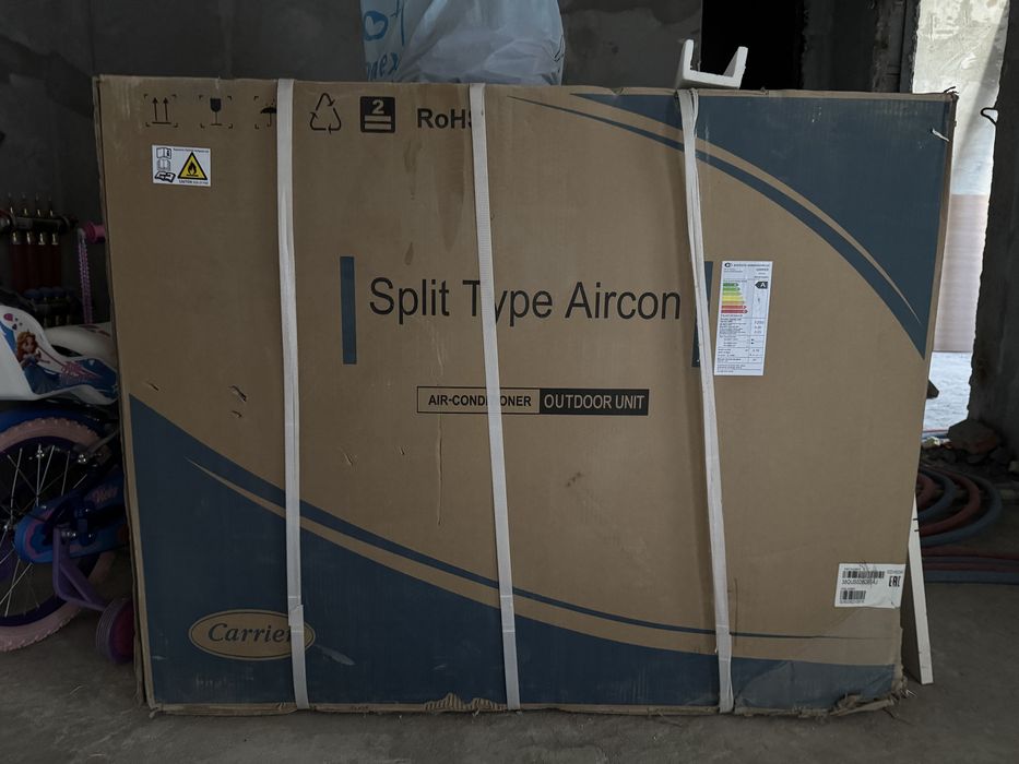 Наружний блок кондиционера Carrier 38QUS028D8S4J