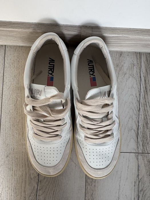 Sneakers Autry.