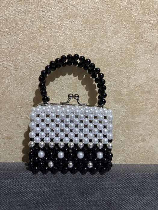 Продаю сумочки из бусин