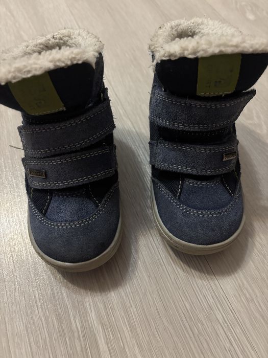 Bocanci albastri nr.26