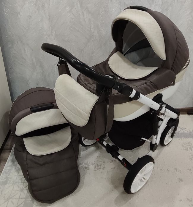 Коляска универсальная ADAMEX ENCORE (2 в1).