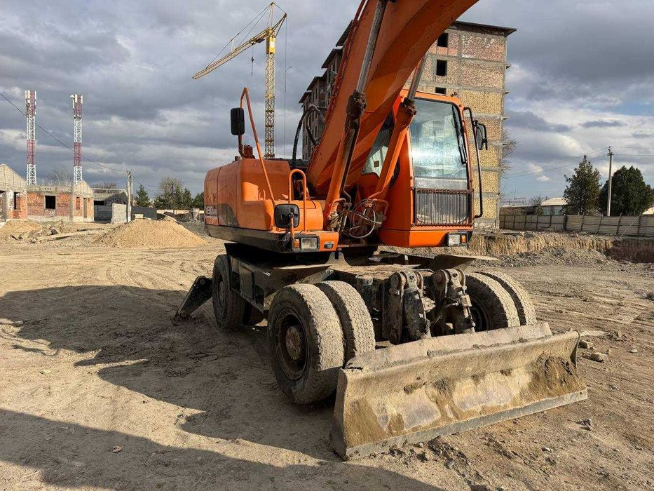 Ekskavator DOOSAN 180w