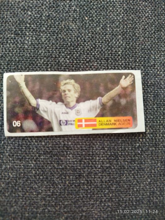 Наклейки для коллекционеров 2000 гг.