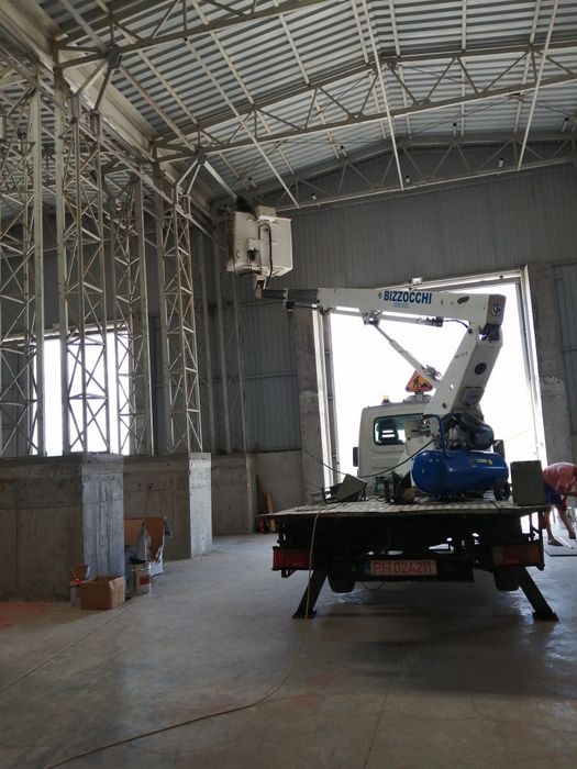 Închiriez Nacela tip prb 21m (Nacela de inchiriat) Toaletez copaci