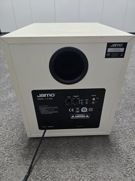 Subwoofer Jamo J 10