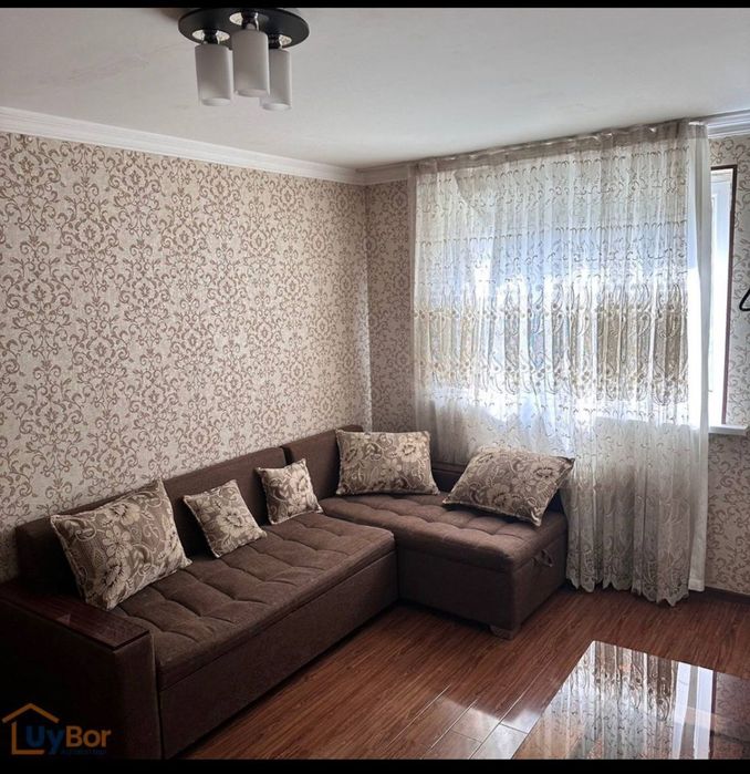 Продаётся 1/1/3 ЦУМ