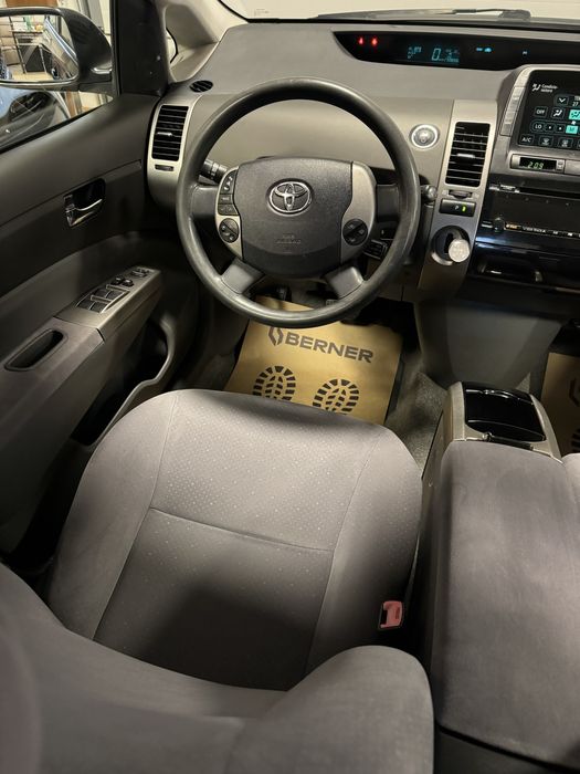 Toyota Prius 1,5 Hibrid Inmatriculata, Consum 4,5%, KM 299900km,