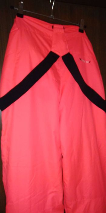 Roxy и Anzoni ски екип