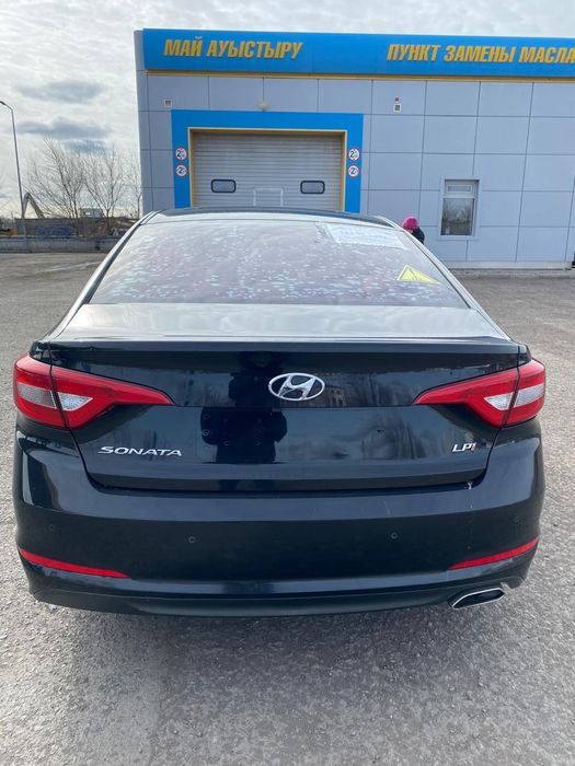 Хундай соната 8...