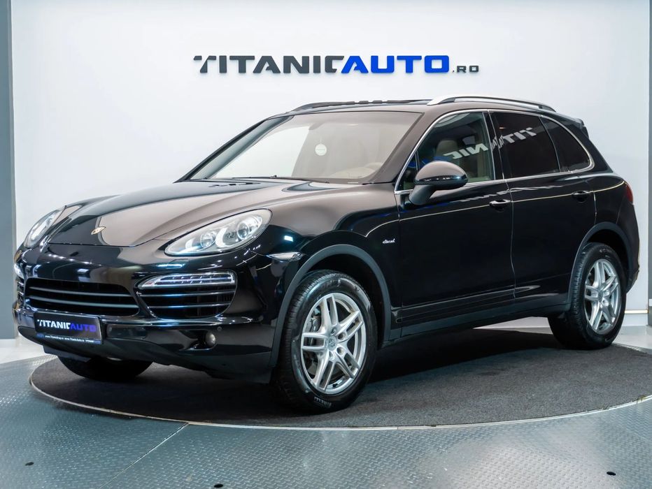 Porsche Cayenne Porsche Cayenne 3.0 Diesel 2013 • Diesel • Automat • LED • Navi • Keyl