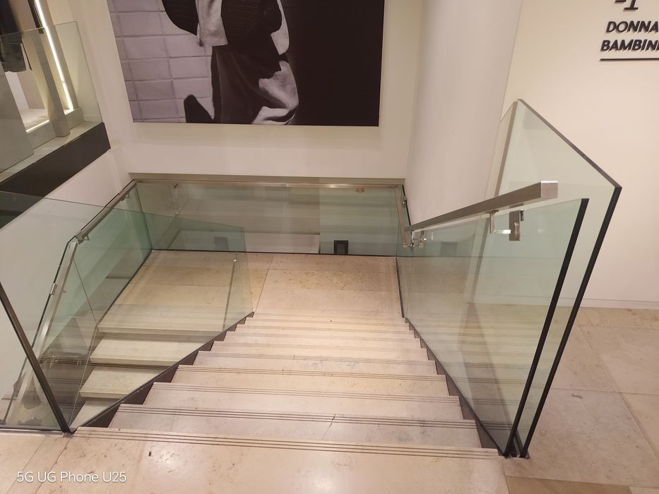 Иноксови парапети