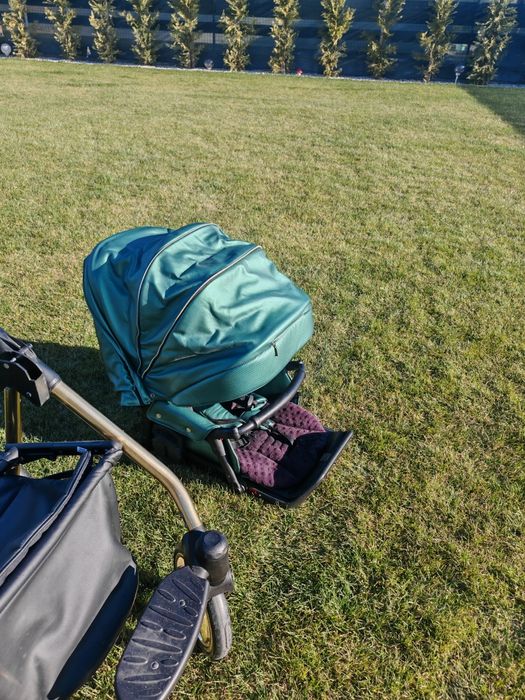Vând cărucior adamex regio 3 in 1