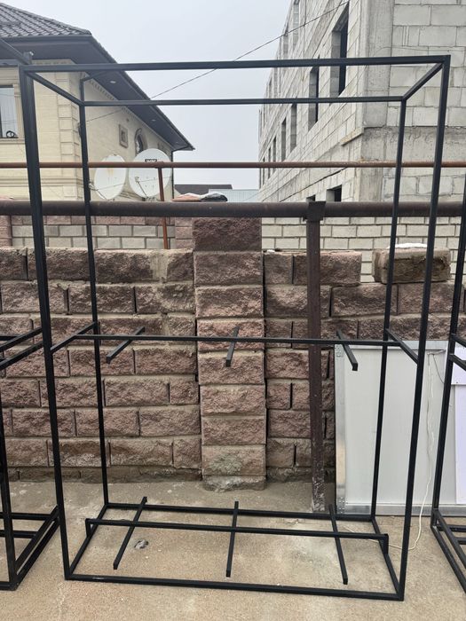 Вишелка для одежды