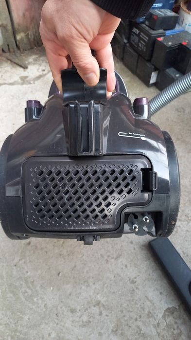 Aspirator bosch fără sac